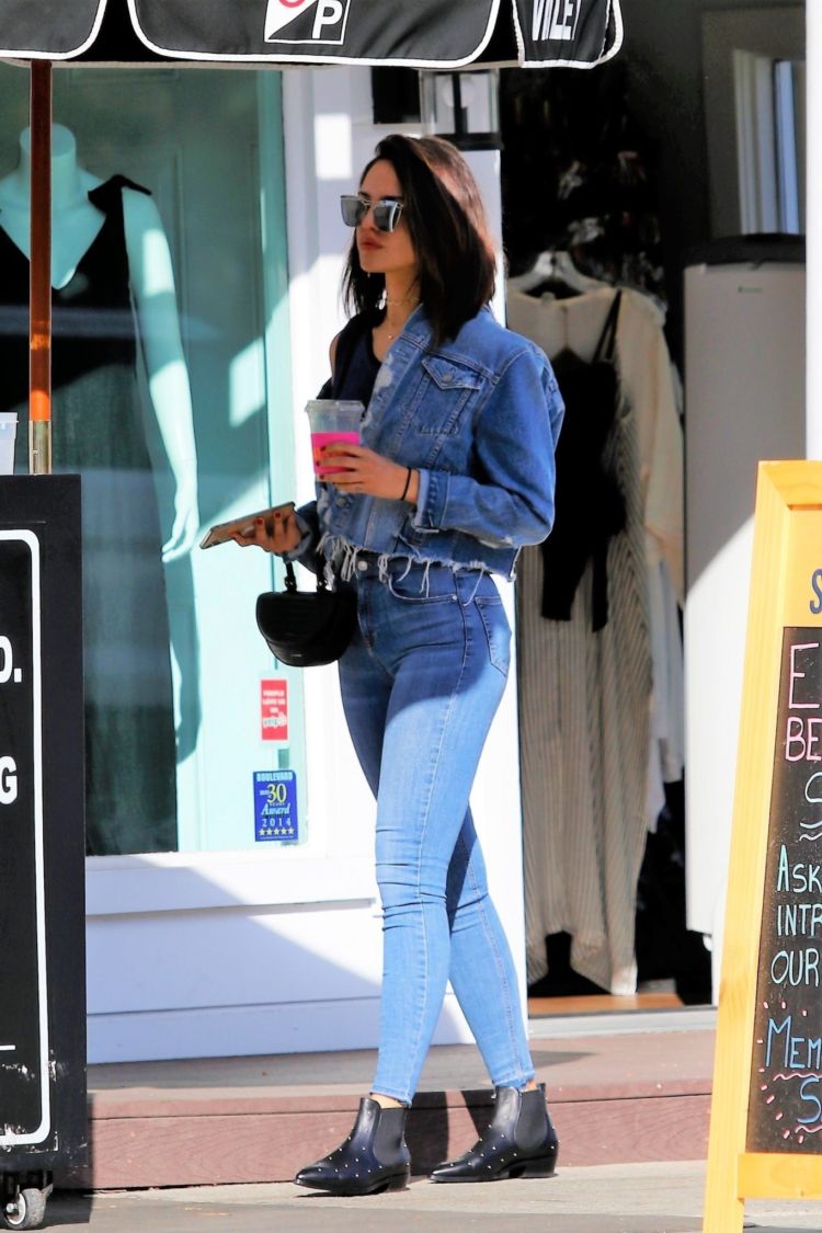 Eiza Gonzalez Out And About Candids In Studio City